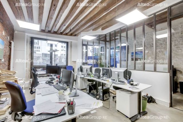 PARIS 10 - 75010  à vendre 224 m²