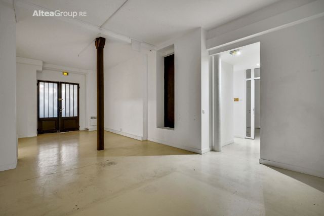 PARIS 09 - 75009 Bureaux à vendre 266 m²