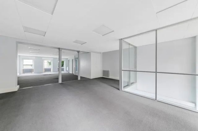 Bureaux à vendre PARIS 10 75010- Photo 1