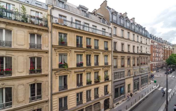 bureaux à vendre PARIS 10, 86 m²