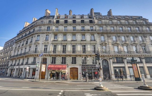 bureaux à vendre PARIS 01, 169 m²