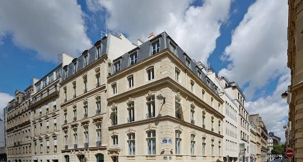 PARIS 08 - 75008  à vendre 4 304 m²