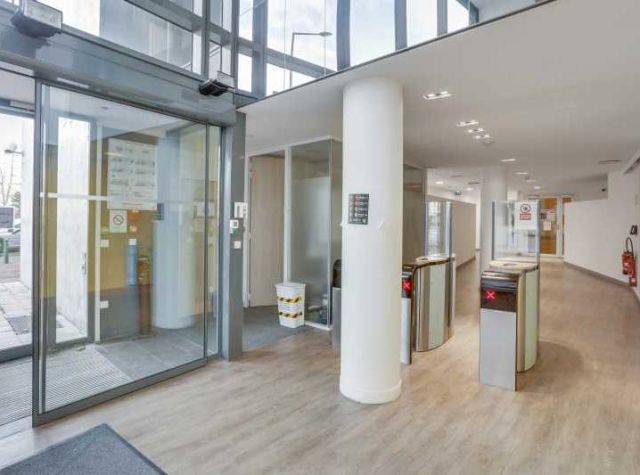bureaux à vendre MALAKOFF, 2 946 m²