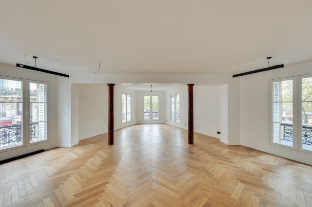 bureaux à vendre PARIS 10, 129 m²