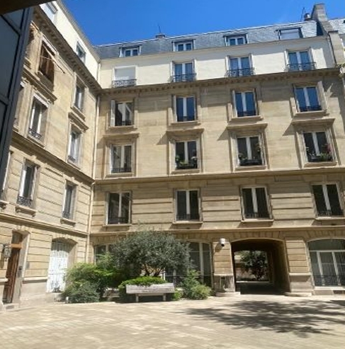 bureaux à vendre PARIS 08, 1 498 m²