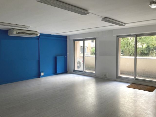 bureaux à vendre PARIS 19, 157 m²