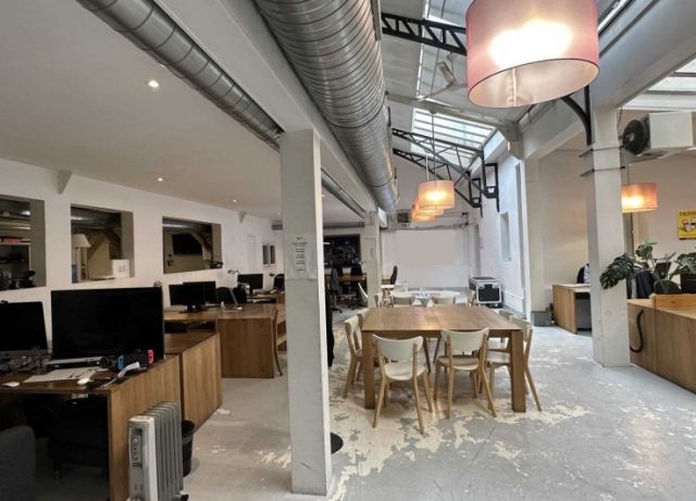 bureaux à vendre LEVALLOIS-PERRET, 721 m²