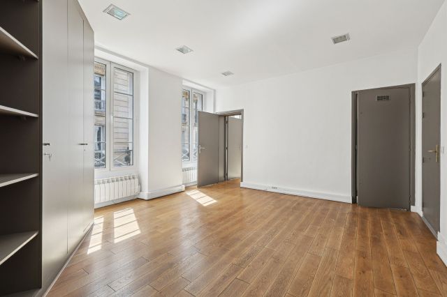 Bureaux à louer PARIS 08 75008- Photo 1