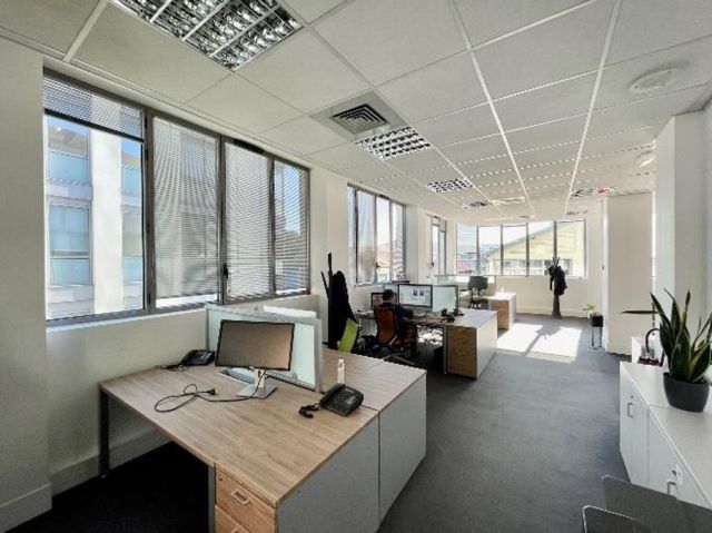 Bureaux à vendre MONTREUIL 93100- Photo 2